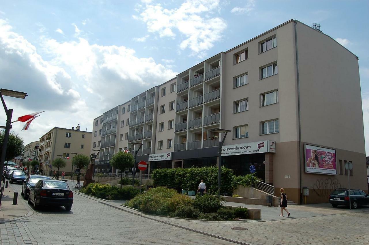 Family & Business Elegant Apartments Rynek Centrum Downtown - 2 Bedroom, Balcony, Parking Kielce Exterior photo